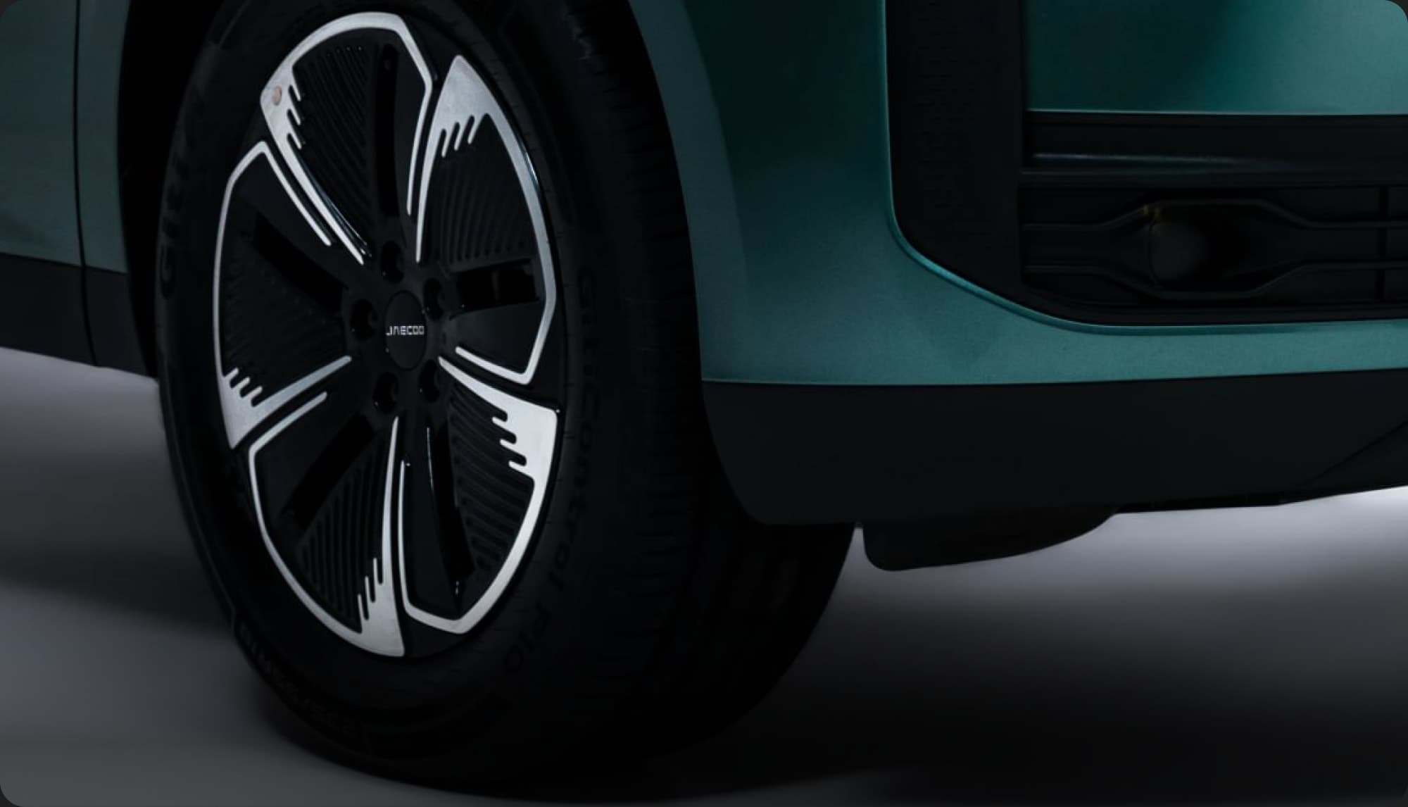 18” Alloy Wheels